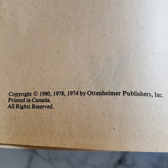 Vintage Book The Concise Guide to First Aid and Lifesaving Techniques - Picture 3 of 8